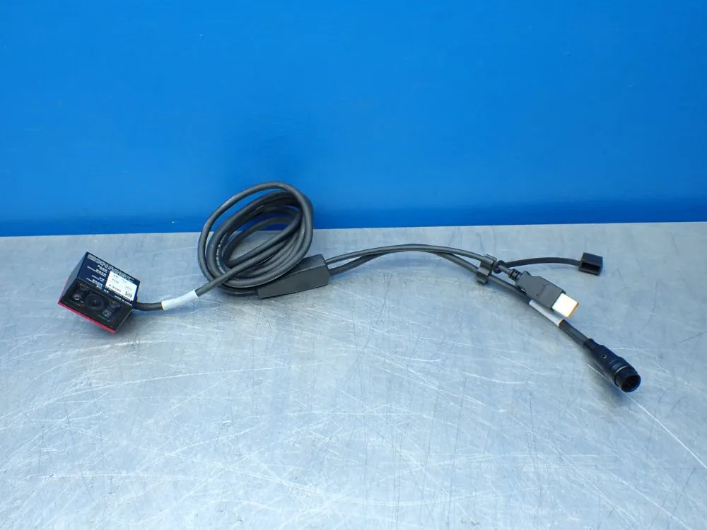 KEYENCE SR-700 ULTRA-COMPACT. FIXED TYPE CODE READER  12250240012