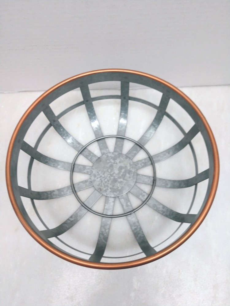 Two Tone Metal Basket