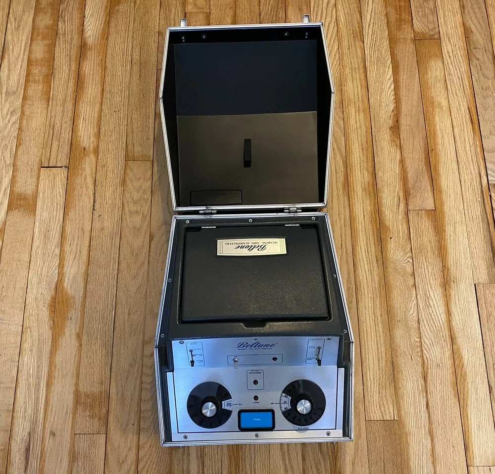 Beltone Model 119 Audiometer (3)