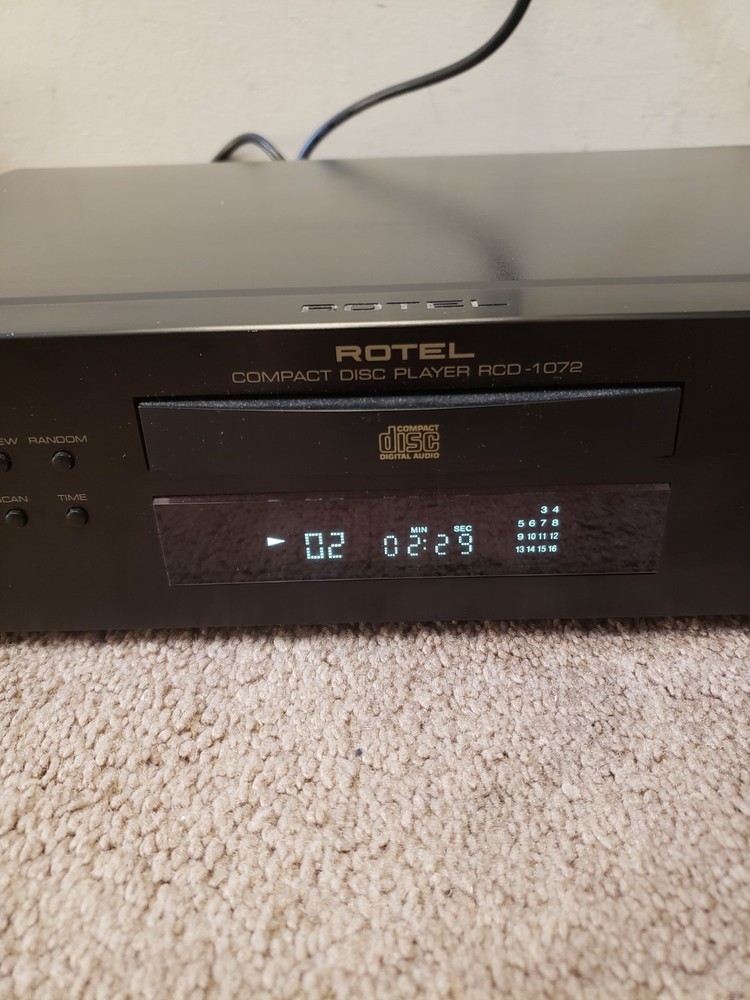 Rotel RCD-1072 CD Player with Remote
