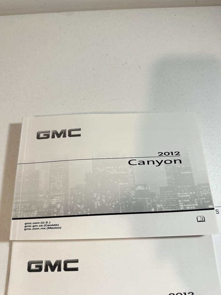 2012 GMC Canyon Owner Manual Set