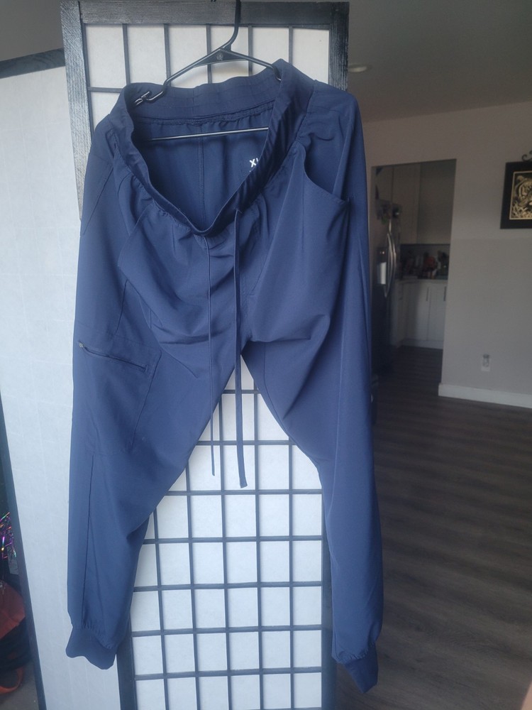 Navy Blue Polyester Scrub Set -- Women's XL