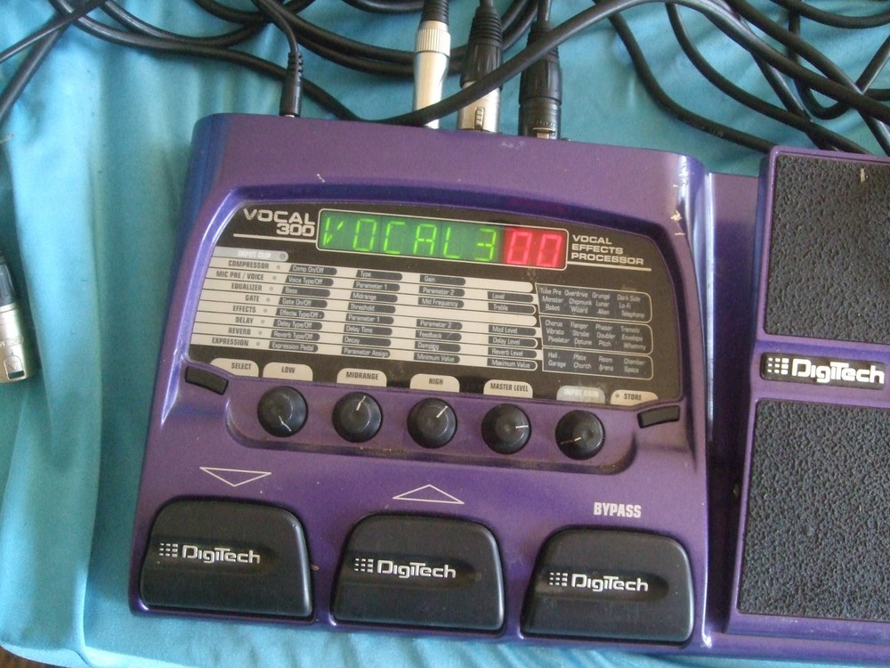 DigiTech Vocal300 Vocal Effects Processor w/AUDIX OM5/CABLES & AC ADAPTOR
