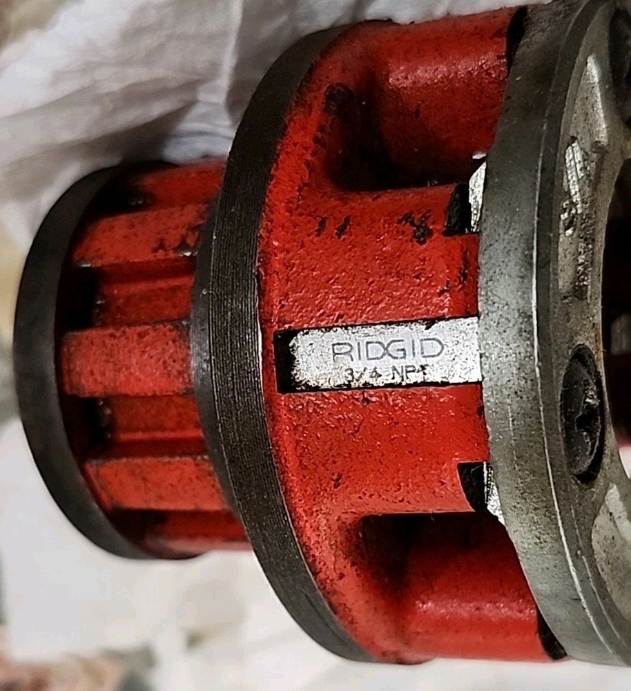 Rigid 3/4” NPT Complete Pipe Threading Die Head