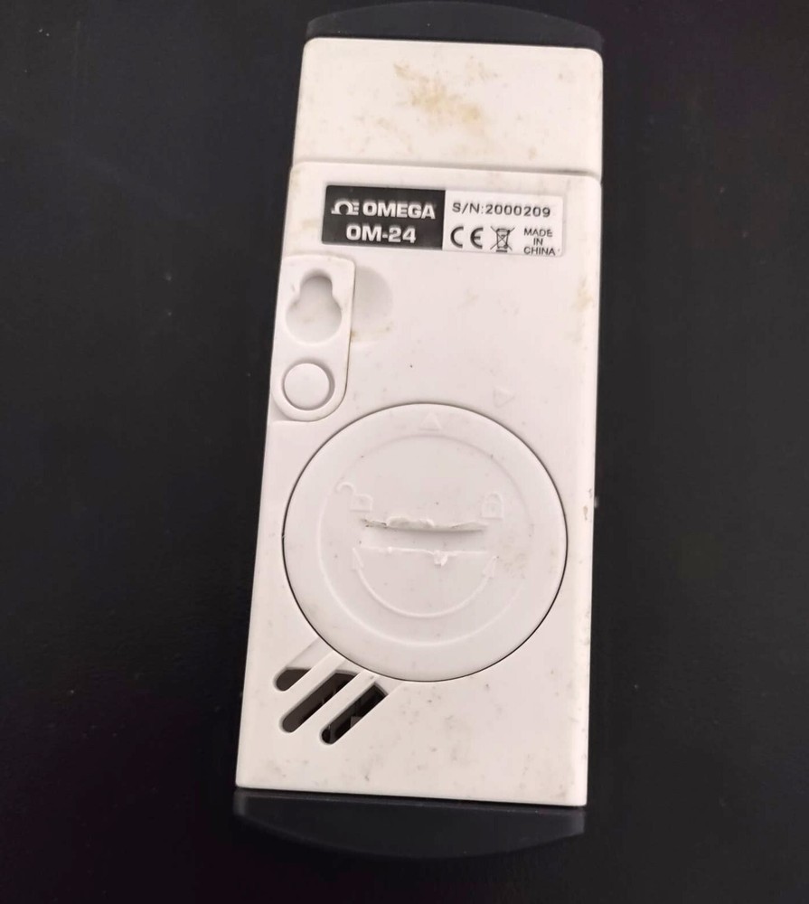 OMEGA OM-24 Multi Use PDF Temperature & Humidity Data Logger with USB 2.0 Interf