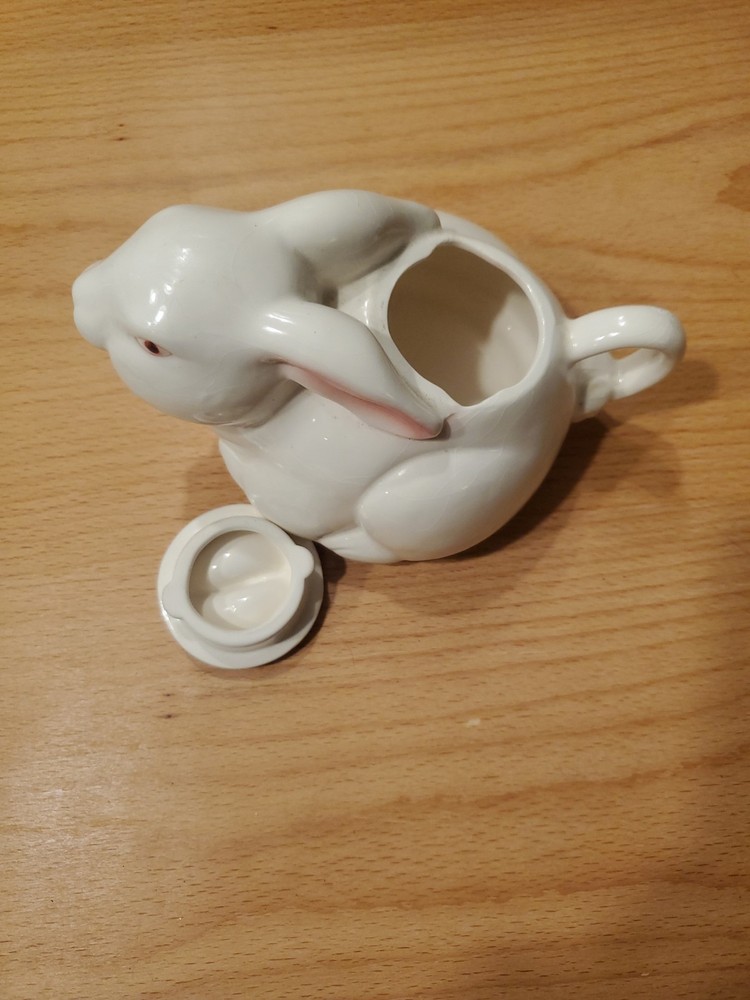 Vintage Bunny Rabbit Creamer Pitcher With Lid Ceramic Syrup Server Easter Decor