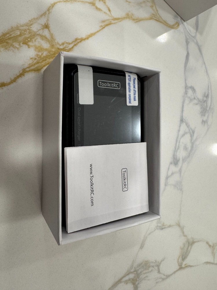 M6D Dual smart charger