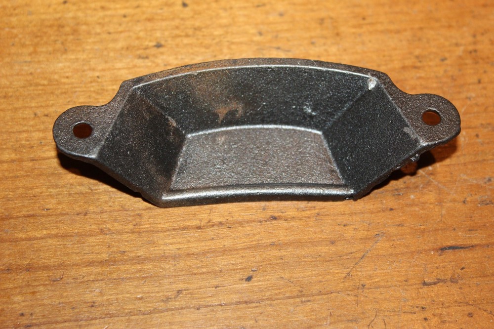 Antique Victorian Cast Iron Detailed Bin Apothecary Cupboard Drawer Pull L-85