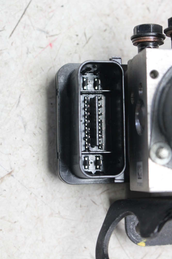 17-20 DUCATI MONSTER 797 ABS PUMP UNIT MODULE