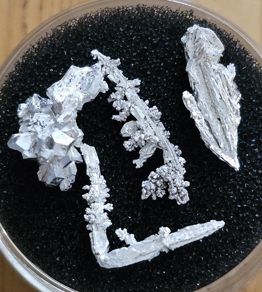 2.823g 9999 Pure Silver Crystals