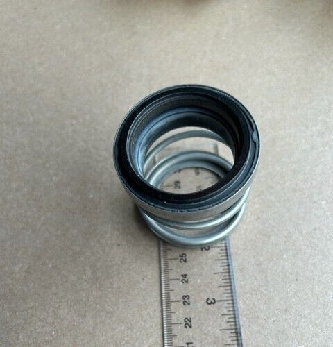 Pac-Seal Shaft Seal 553 Type 21