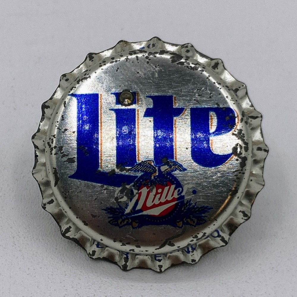 Miller Lite Beer Pinback Button Bottle Cap Shaped Flashing Light-Up Pin Option