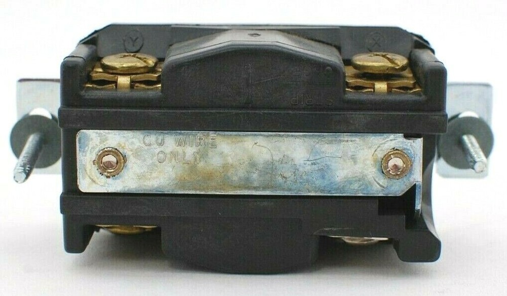 Arrow Hart 6570 Single Receptacle