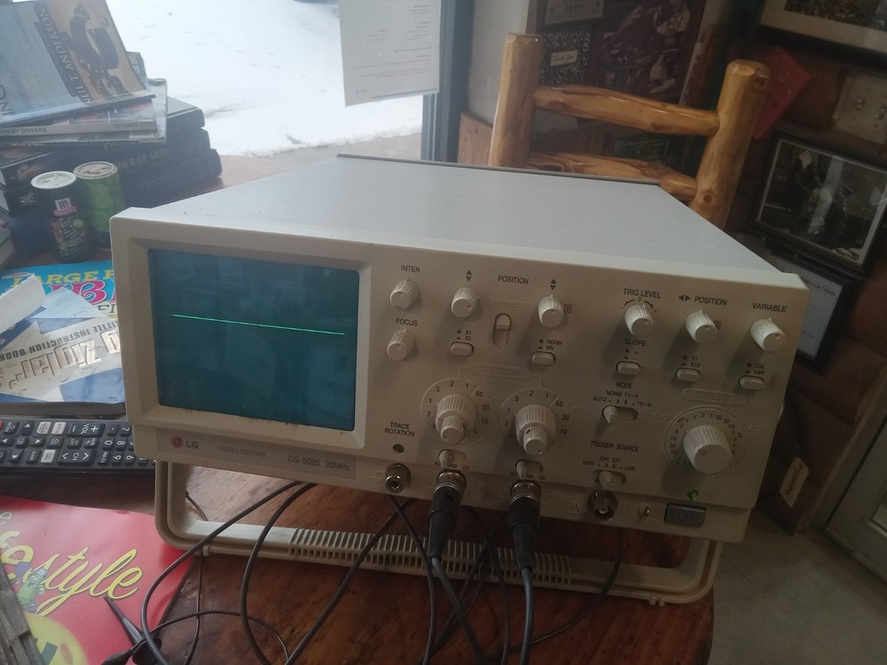 LG OS-5020 Analog  Oscilloscope