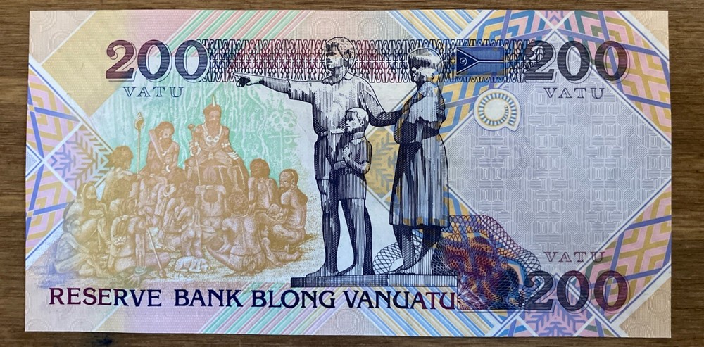 Vanuatu Banknote. 200 Vatu. Dated 2006. Unc. P8c