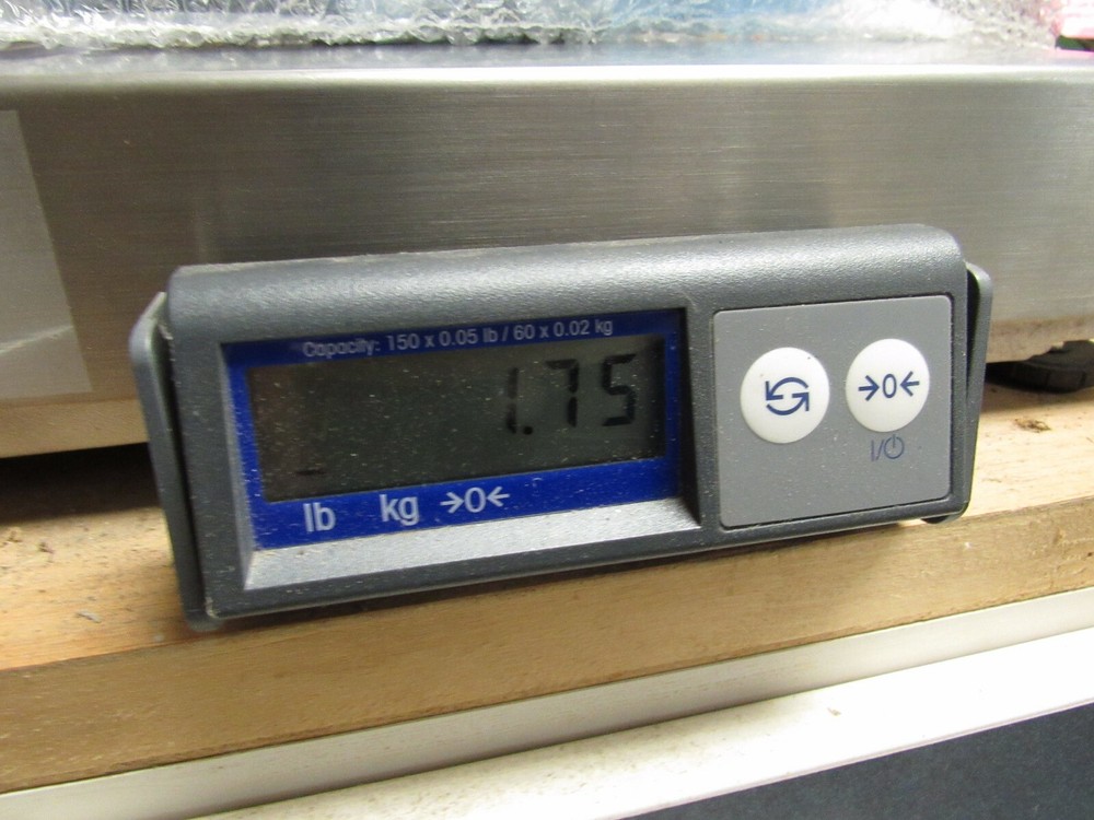 SMC AW40-N04-Z-A AIR FILTER REGULATOR ****NIB****