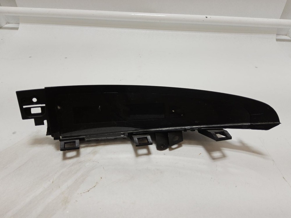 2010-2011 MAZDA 3 Upper Center Dash Display Screen