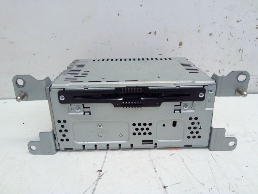 Radio/CD Changer Combo *CODE Not Available! Fits Ford Mondeo V Ba