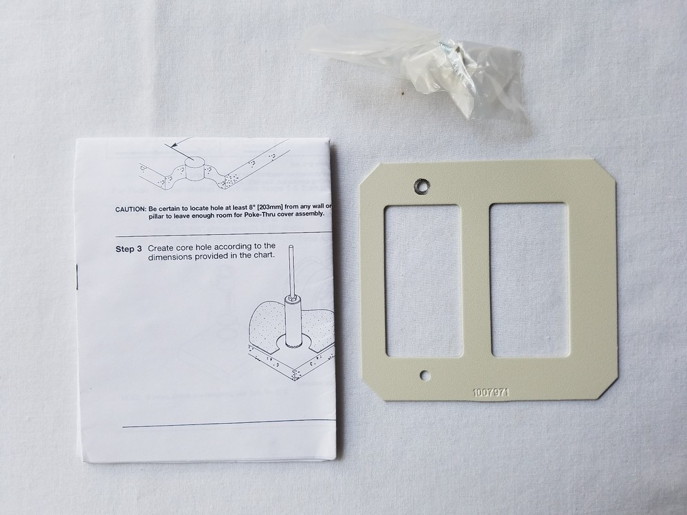 8CREST Wiremold Evolution 8AT Series Crestron Double Gang Plate