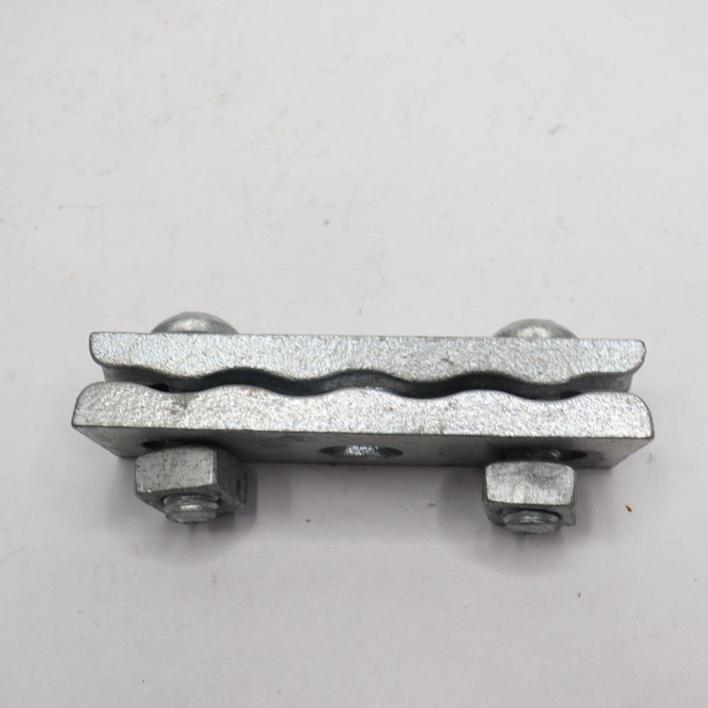 Suspension Clamp Figure 8 6"