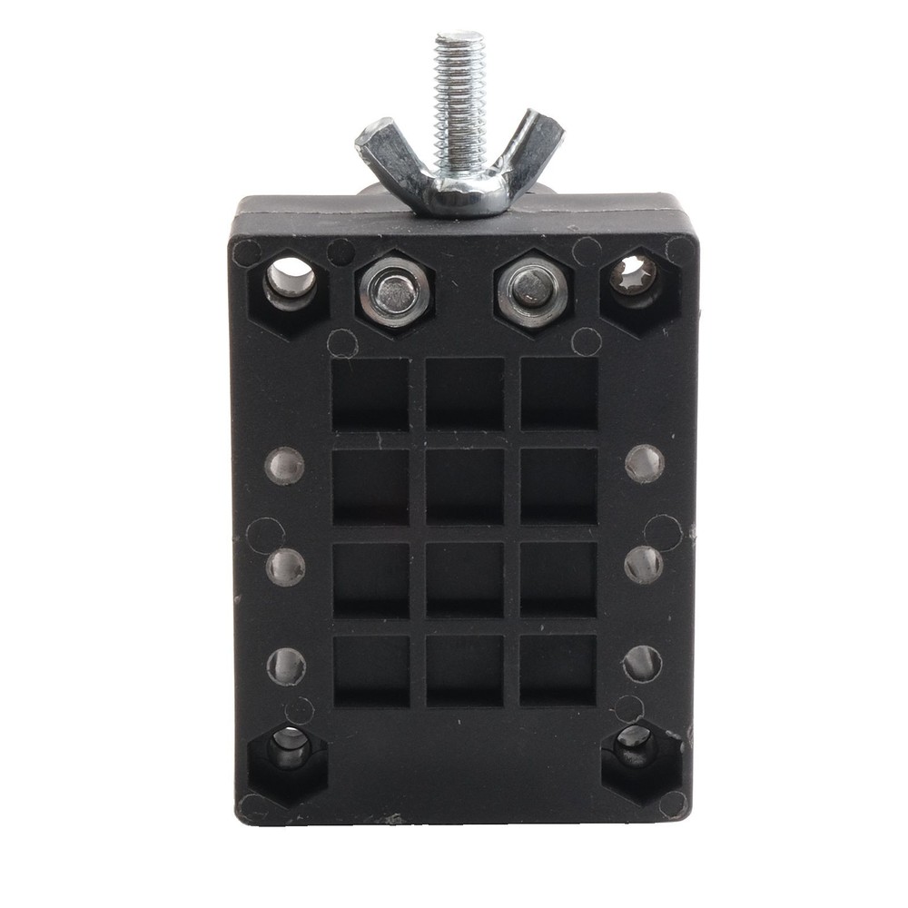 Vise for Round Square and Irregular Objects Suitable for Various Applications