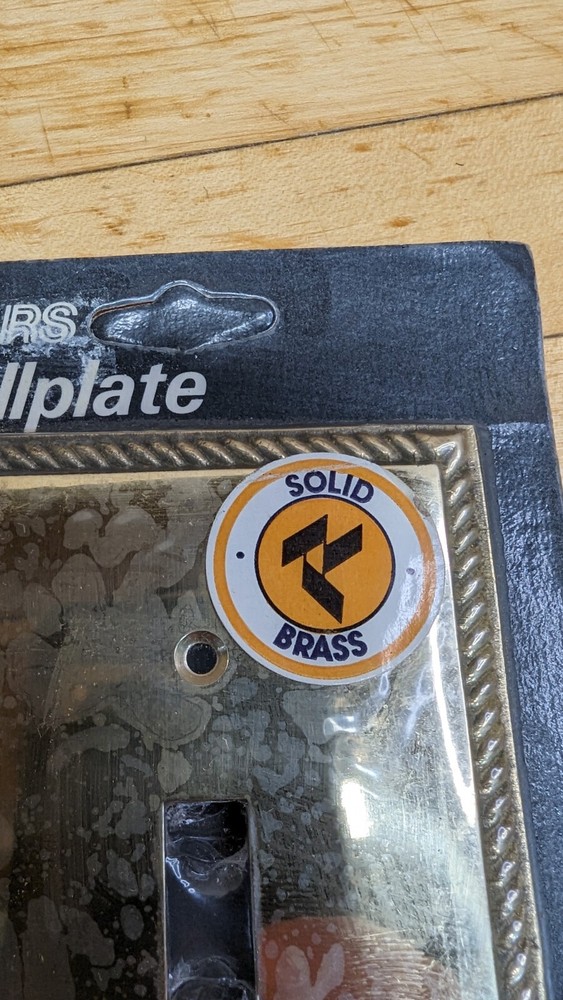 Vintage Style Solid Brass Light Switch Wall Plate Cover "New Never Open"