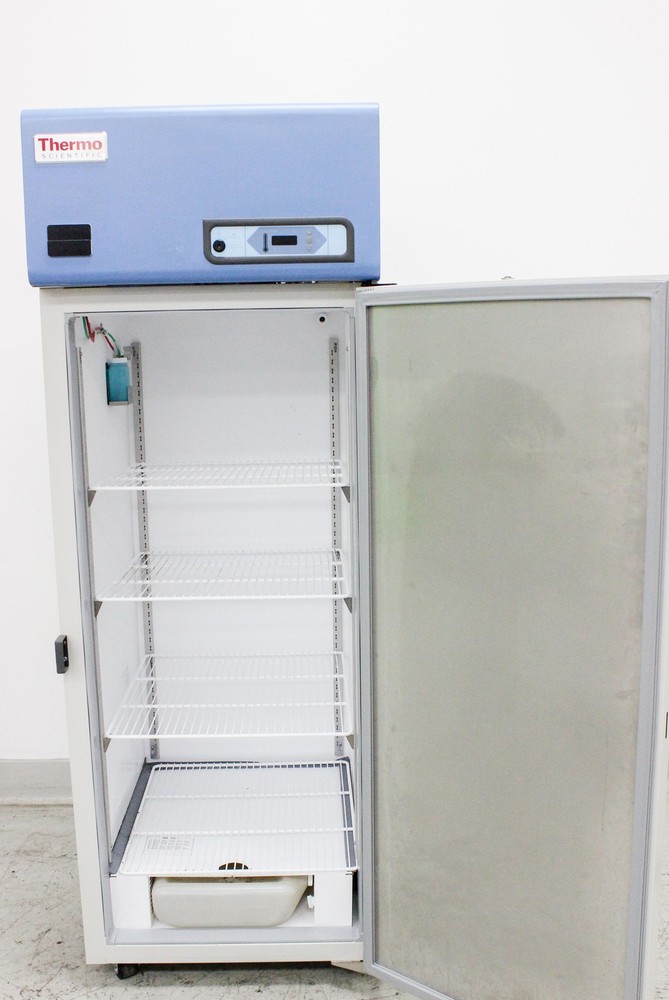 Thermo Scientific RFMS2305A High-Performance Lab Refrigerator 651L (3375332)