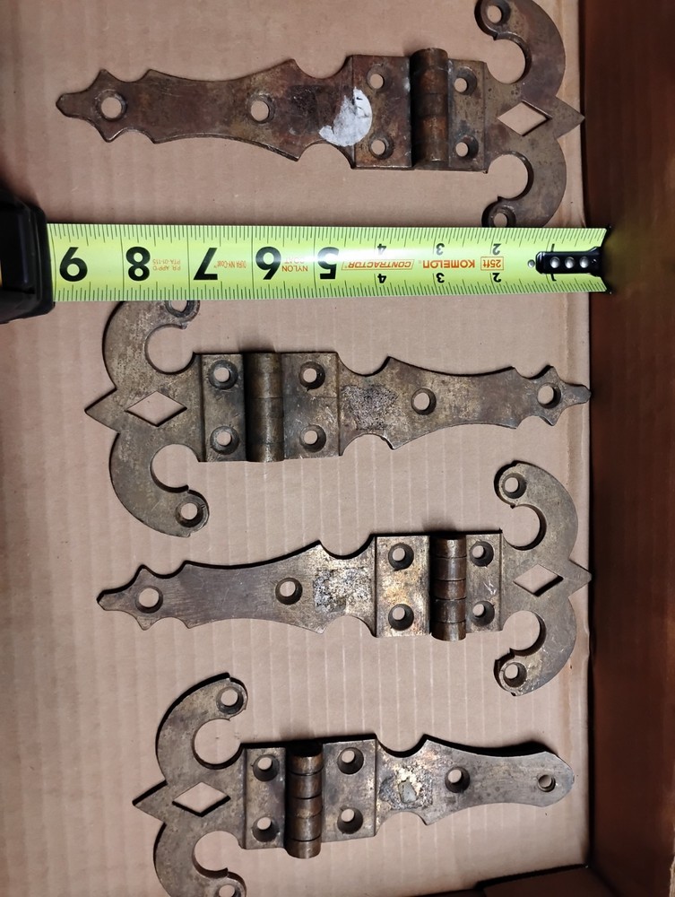 4 VINTAGE CAST BRASS HINGES K-Process