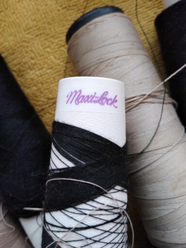 Large Assortment Coned Thread