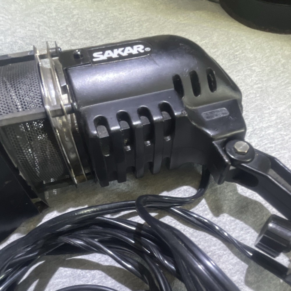 SAKAR Continuous Lighting Adjustable Barn Doors Black AC 110V-120V Studio Light