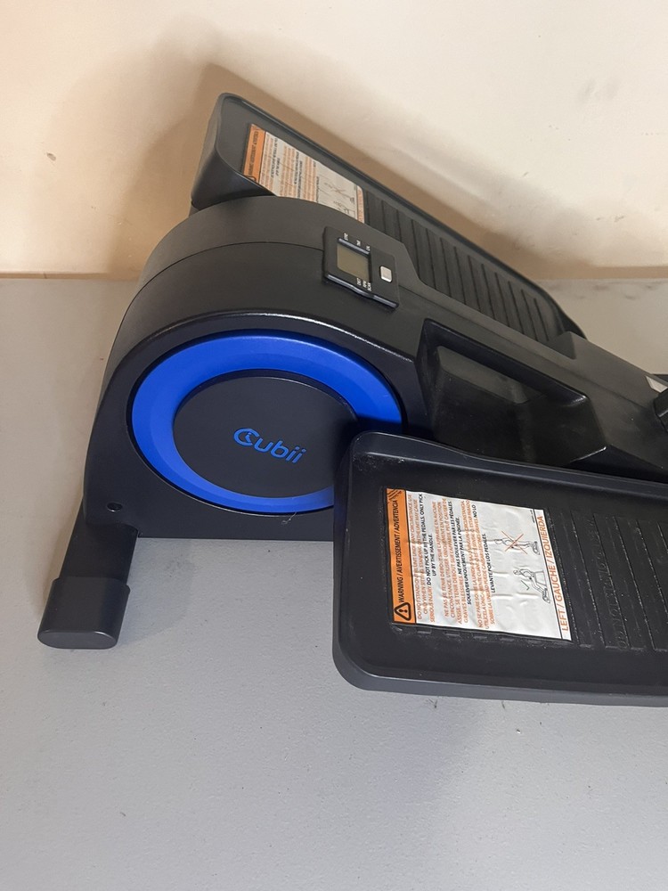 Cubii JR2+ Compact Seated Elliptical Machine, Blue
