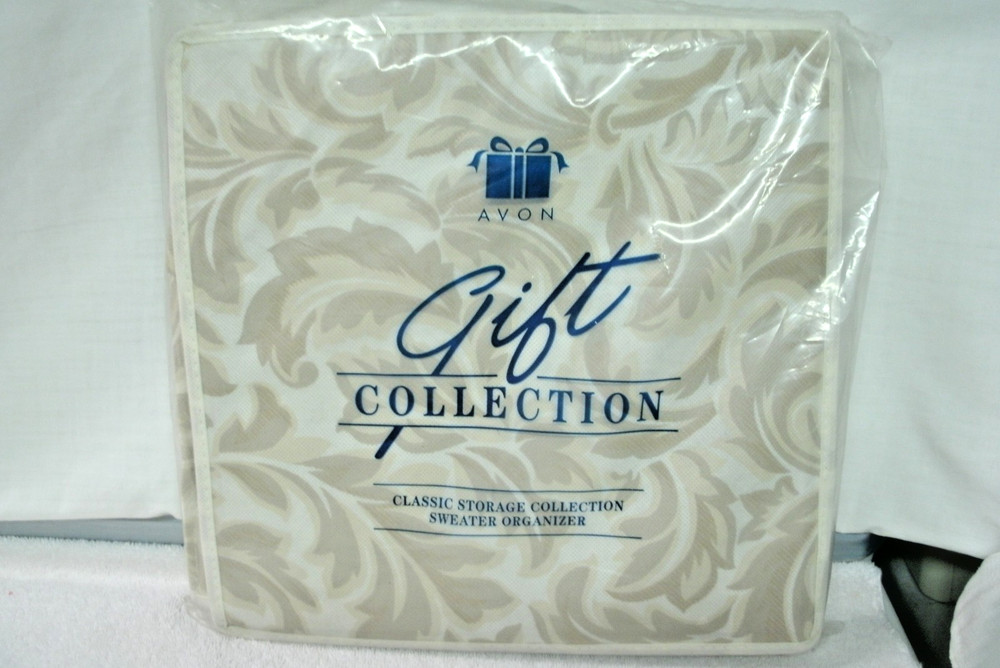 AVON-- Collection   Sweater Organizer-- New In Package