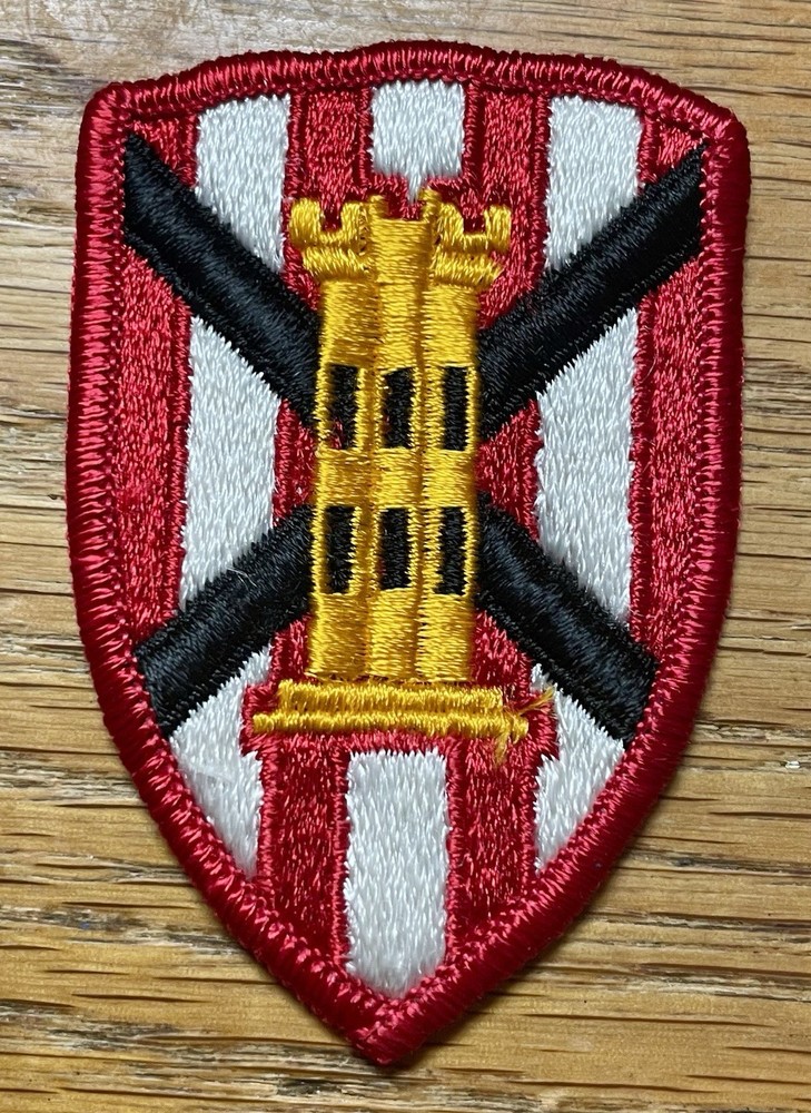 ORIGINAL 1969-1991 US 7th ENGINEER BRIGADE PATCH - MERROWED EDGE
