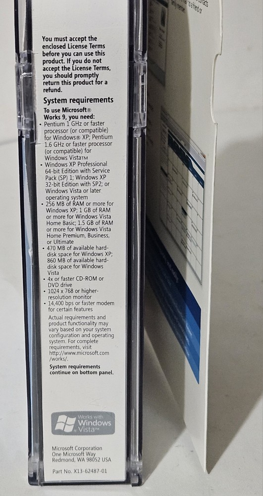 Microsoft Works 9 Windows Software Tool Word Processor Spreadsheet DB W/ Case