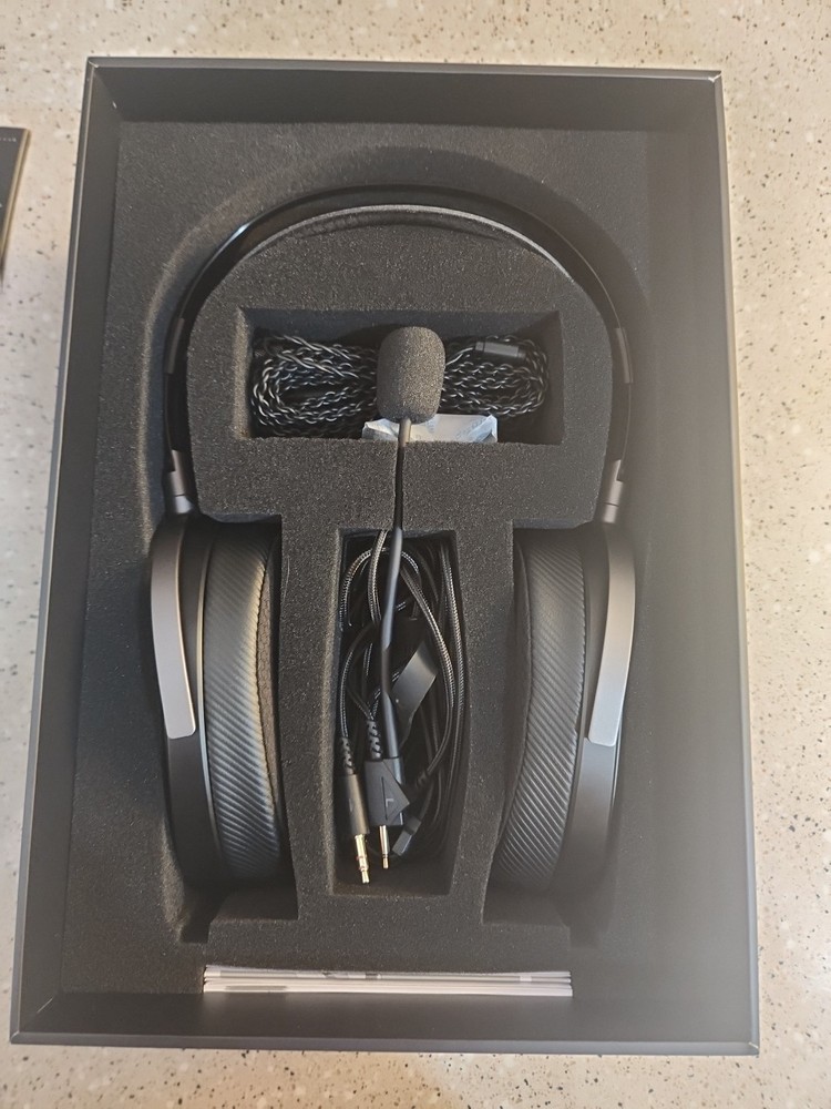 ROG Kithara Audiophile Planar Driver Headset