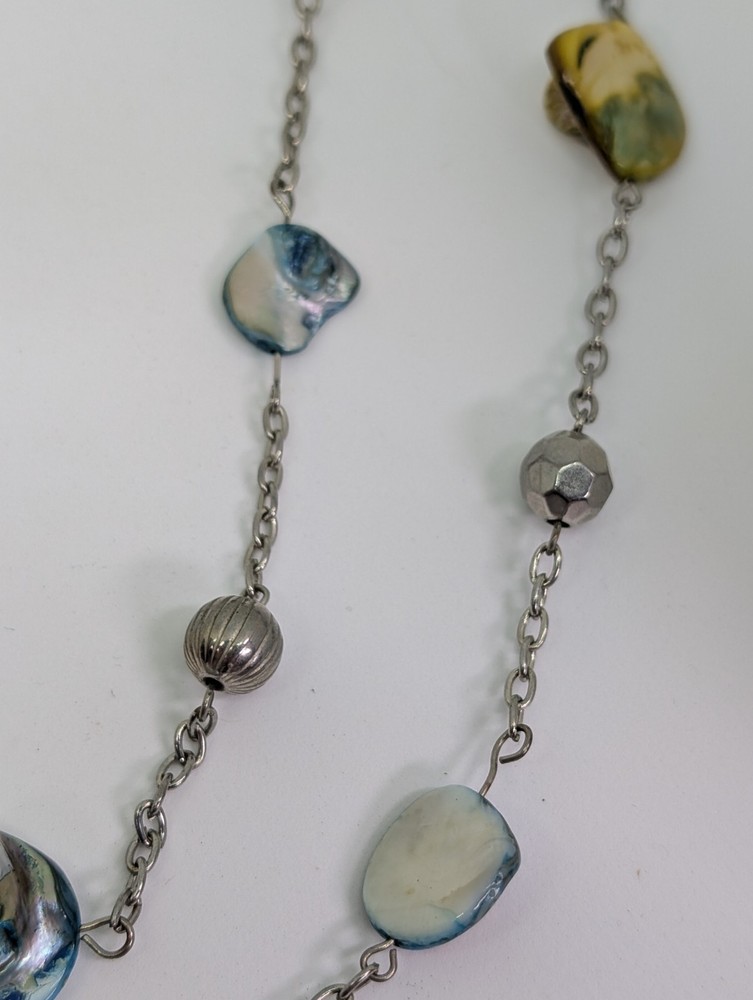Vintage Boho Dyed Blue and Green Shell Necklace