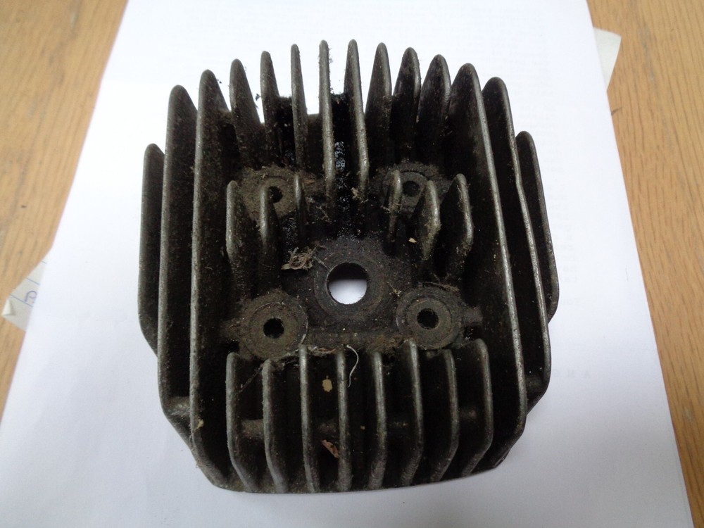 Suzuki K10 K11 CYLINDER HEAD