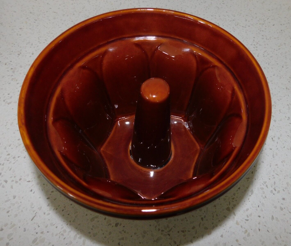 Williams-Sonoma Ceramic Monkey Bread Mold