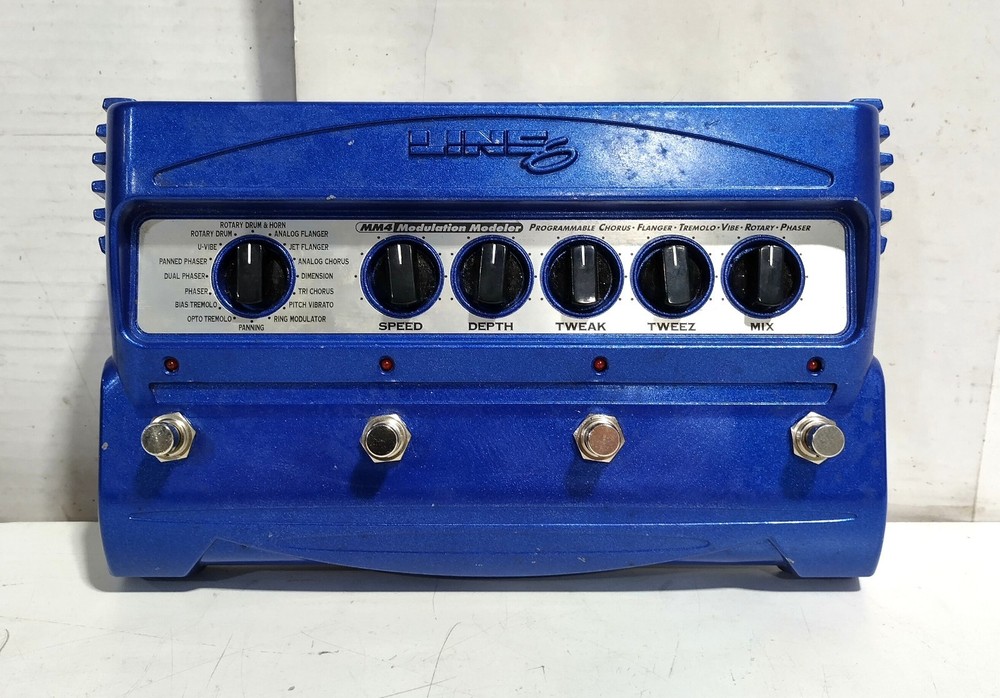 Line 6 MM4 Modulation Modeler Programmable Multiple Effects - No Power
