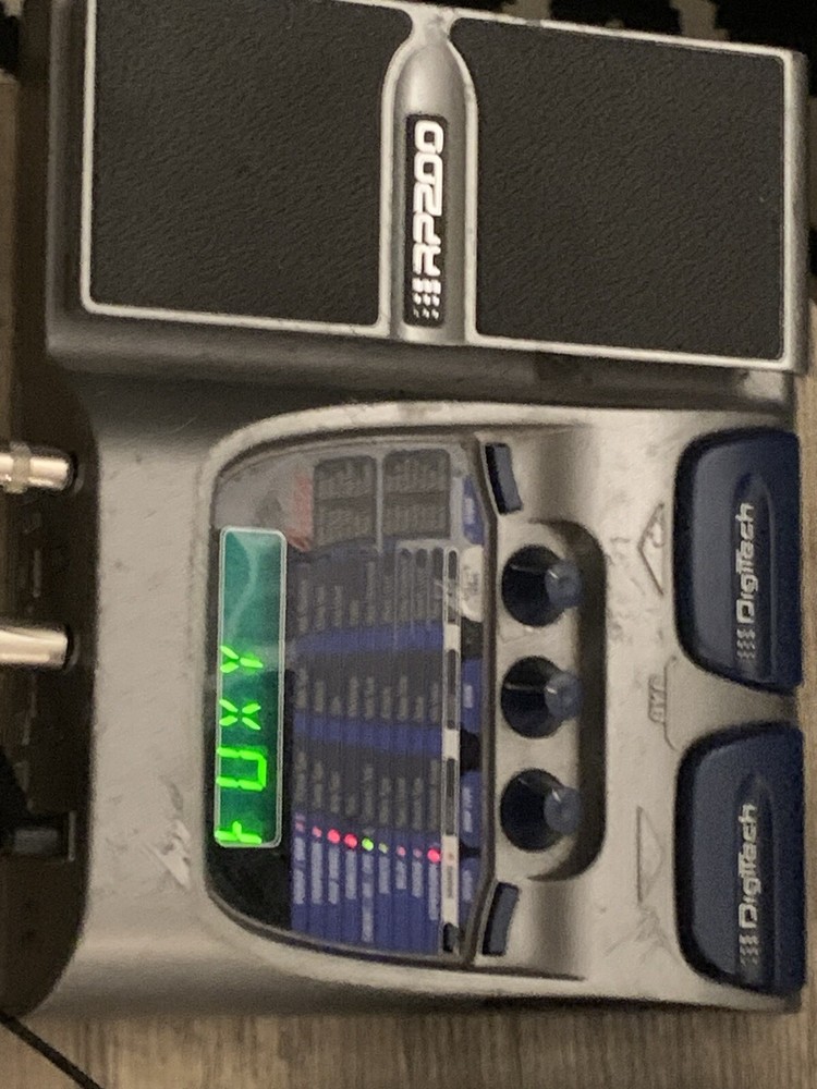 DigiTech RP-200A Modeling Multi-Effects Guitar Effect Pedal (No Power cord)