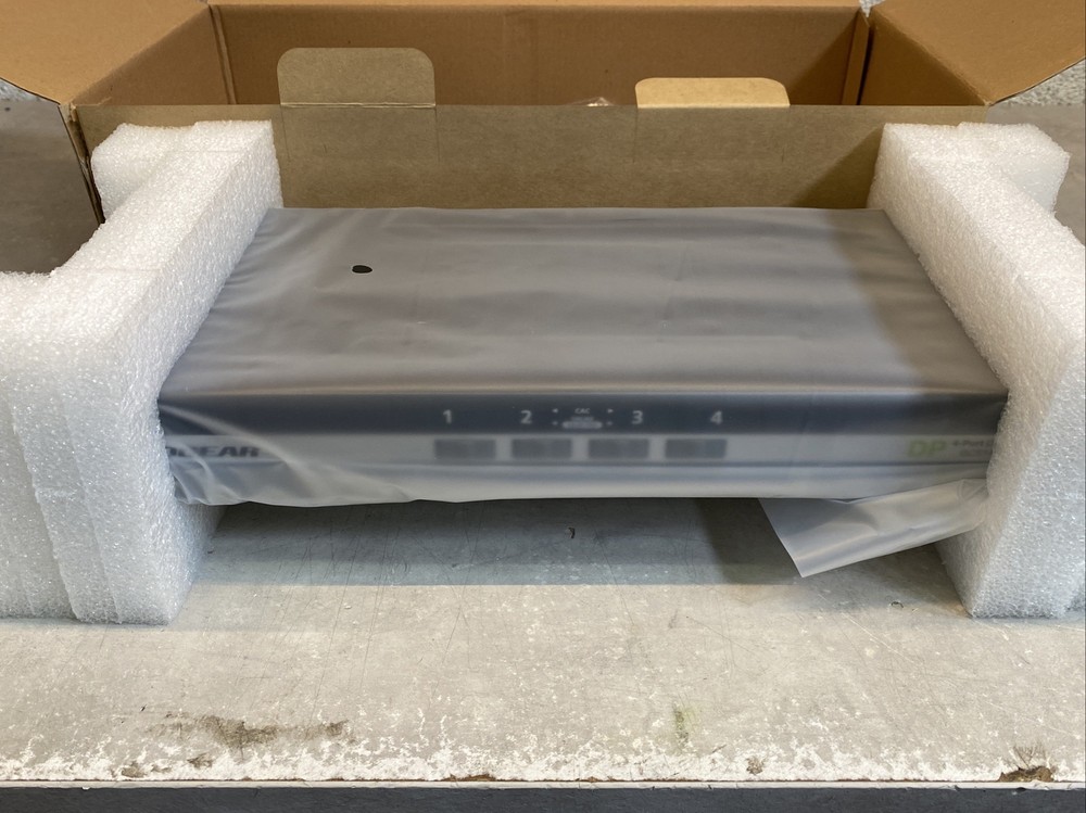IOGEAR 4-Port Single View DisplayPort Secure KVM Switch w/Audio and CAC Support