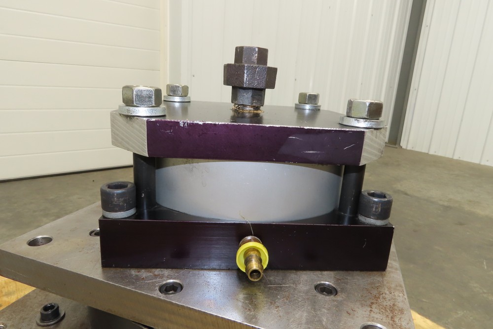 3 Ton Pneumatic Air Die Punch Press 4 Post