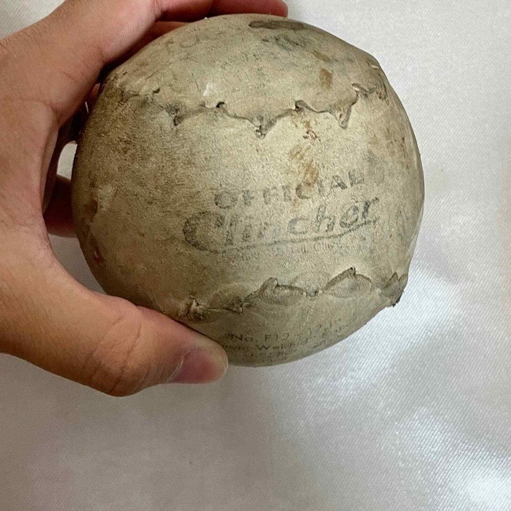 Official Clincher Vintage baseball ball 12” euc