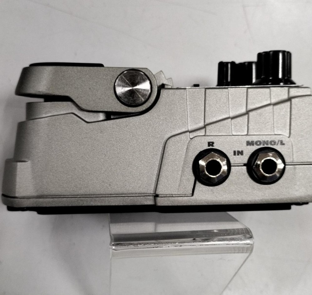 Line 6 Space Chorus Guitar Effects Pedal Used