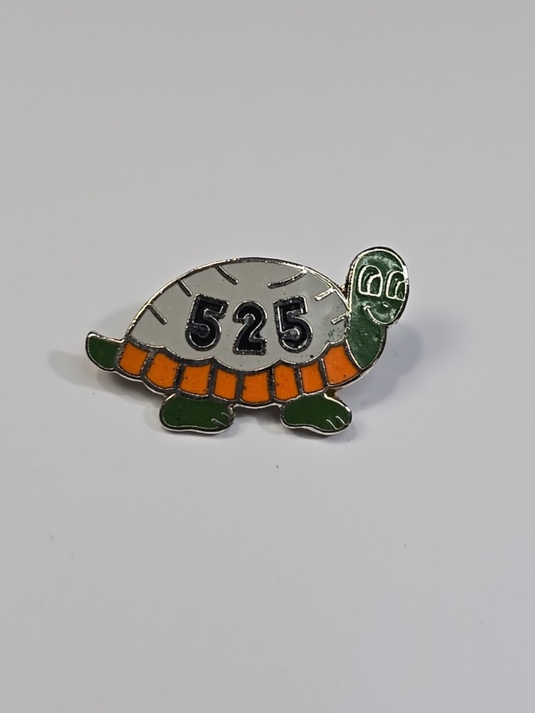 525 Turtle Bowling Score Lapel Pin Small Size
