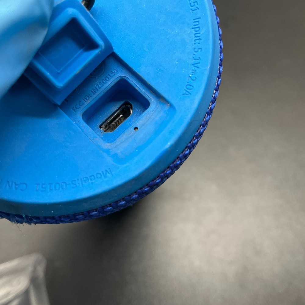 UE Boom 2 Portable Bluetooth Speaker Model S-00151 Blue ~ Tested: Working