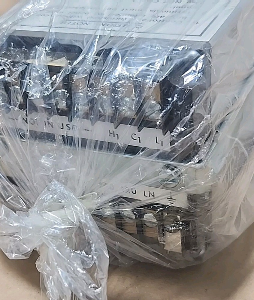 *NEW SURPLUS* West Gulton Deviation Process Panel Meter 120/240Vac + Warranty!