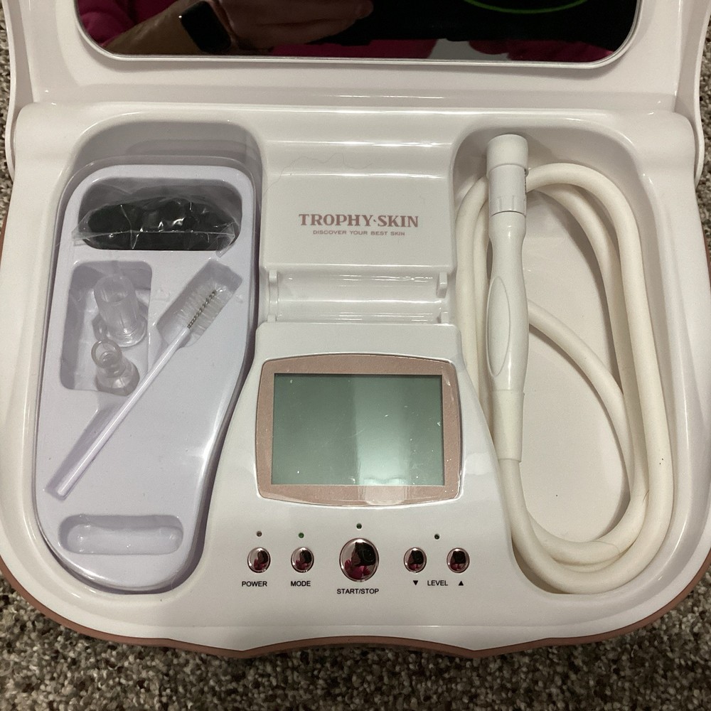 Trophy Skin Microdern MD Professional Grade Home System Model (TSMDD02)