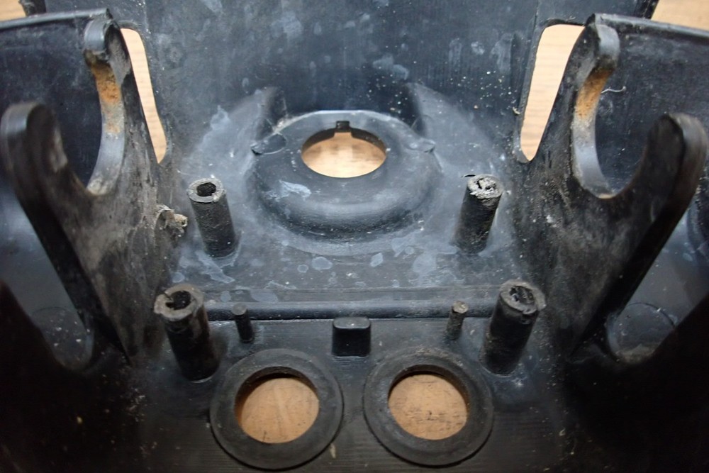 1996 YAMAHA TIMBERWOLF YFB250 IGNITION SWITCH INDICATOR COVER