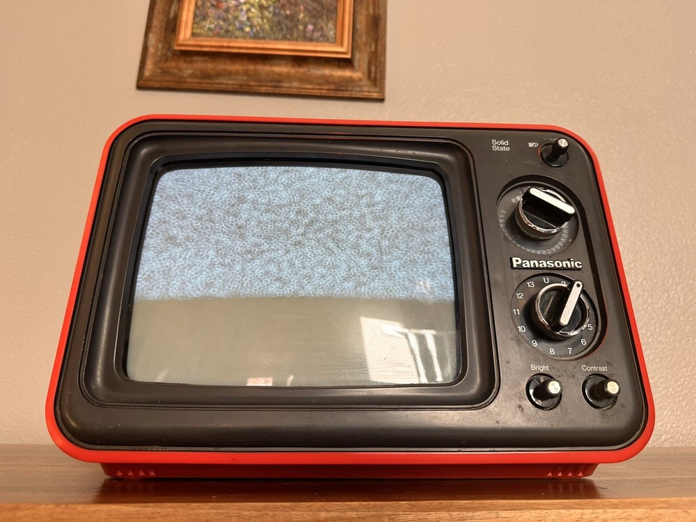 1977 Panasonic 9” TV TR-749 Solid State Television Vintage Retro Working Nice!!